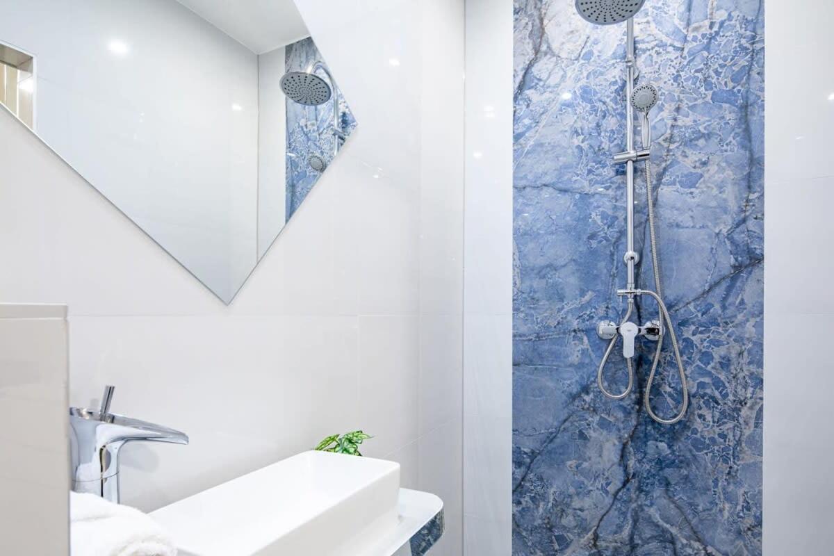 Central - New - Peaceful Apartamento *